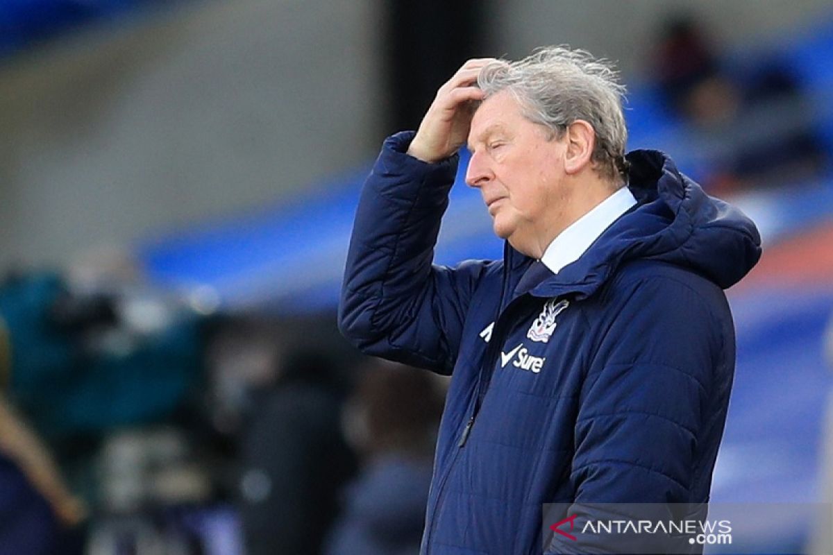 Yang penting menang, Hodgson tidak peduli statistik pertandingan