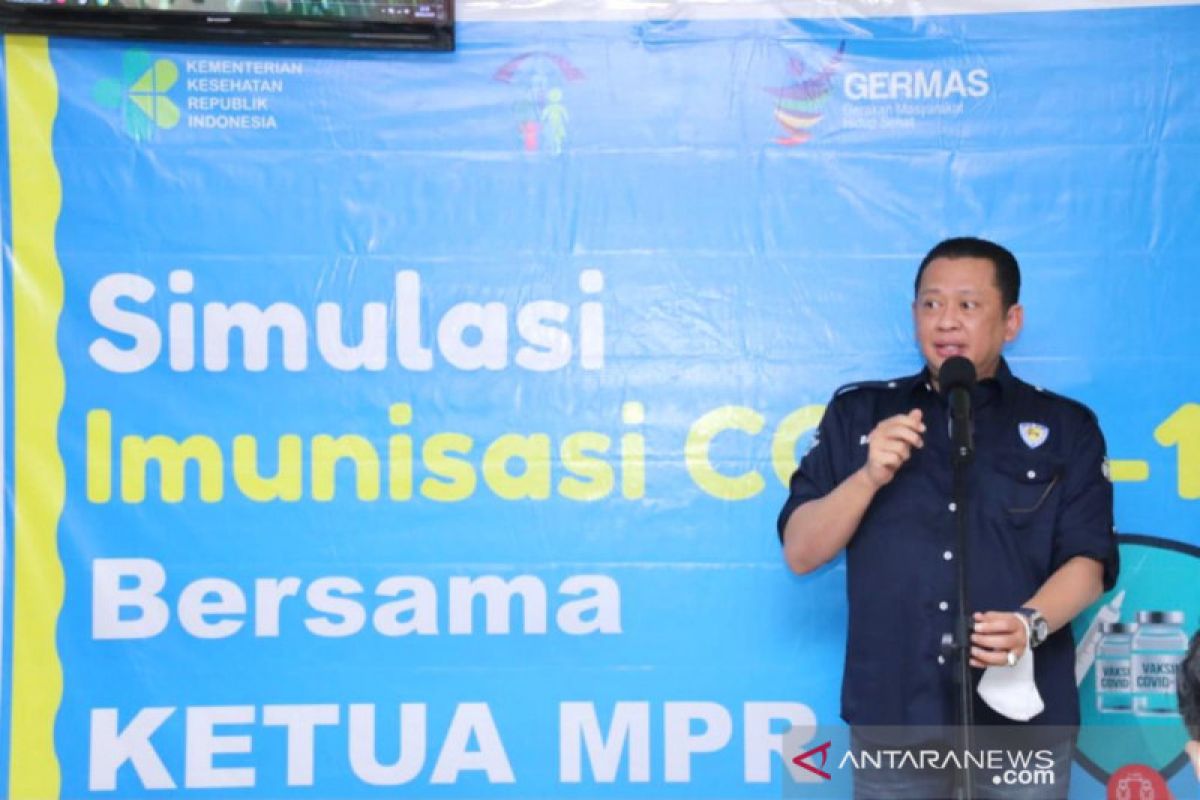 Ketua MPR tinjau simulasi vaksinasi COVID-19 di Puskesmas Makkasau Makassar