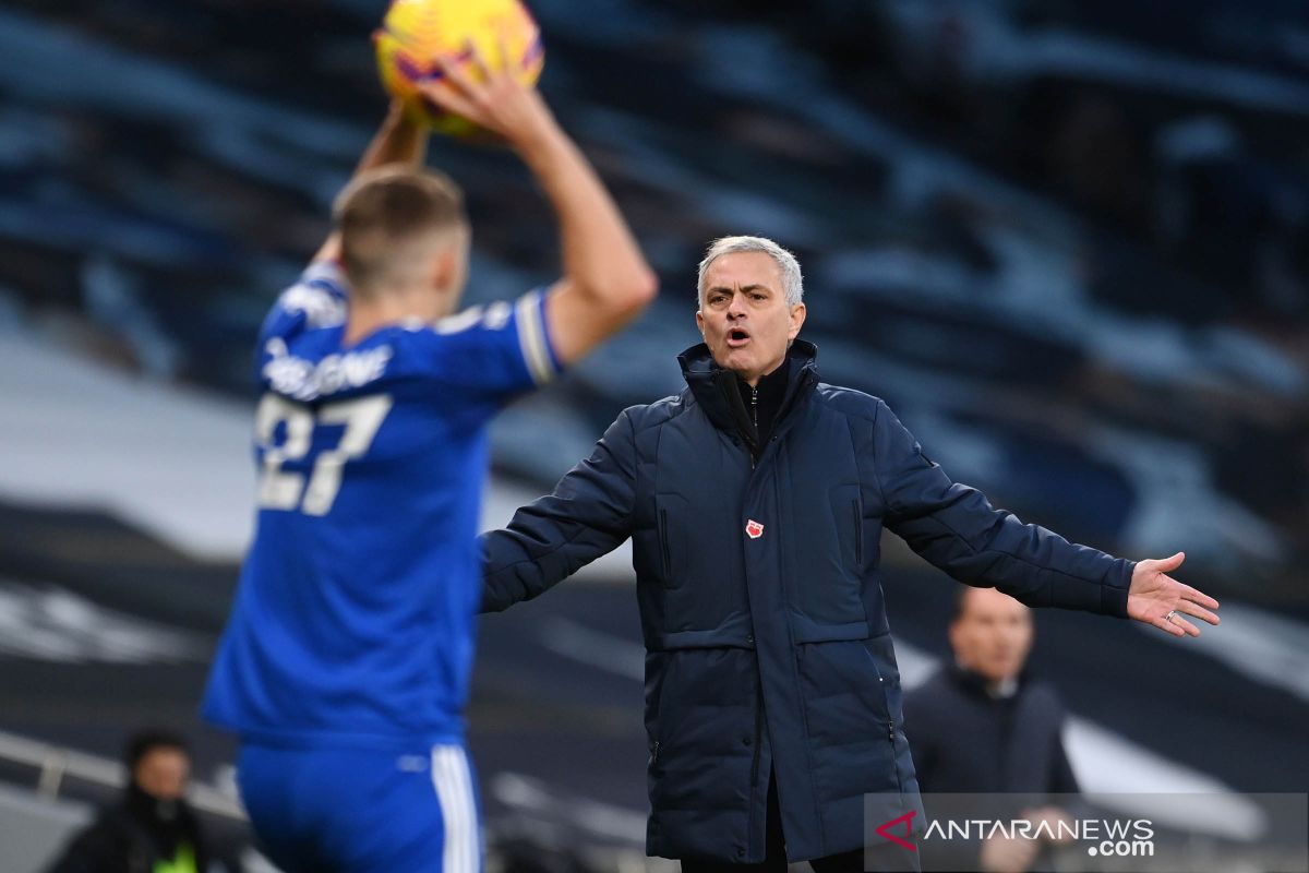 Jose Mourinho kembali merendahkan kualitas penampilan tim lawan