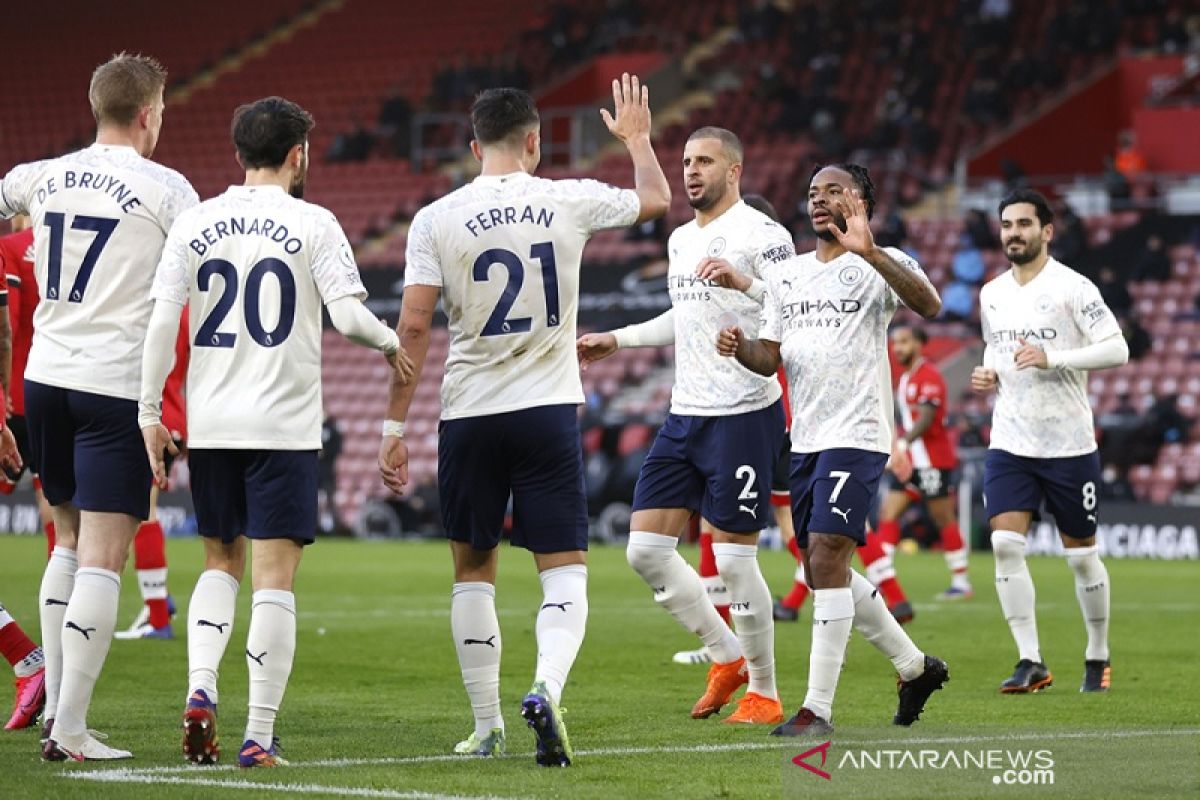 Liga Inggris, Raheem Sterling bawa Manchester City menang di Southampton