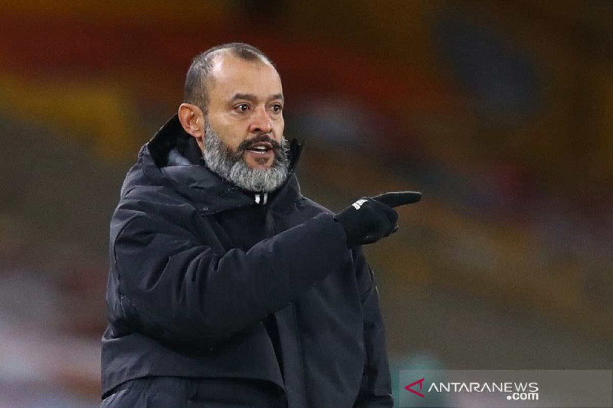 Nuno Espirito khawatir dengan lonjakan COVID-19 di Liga Inggris