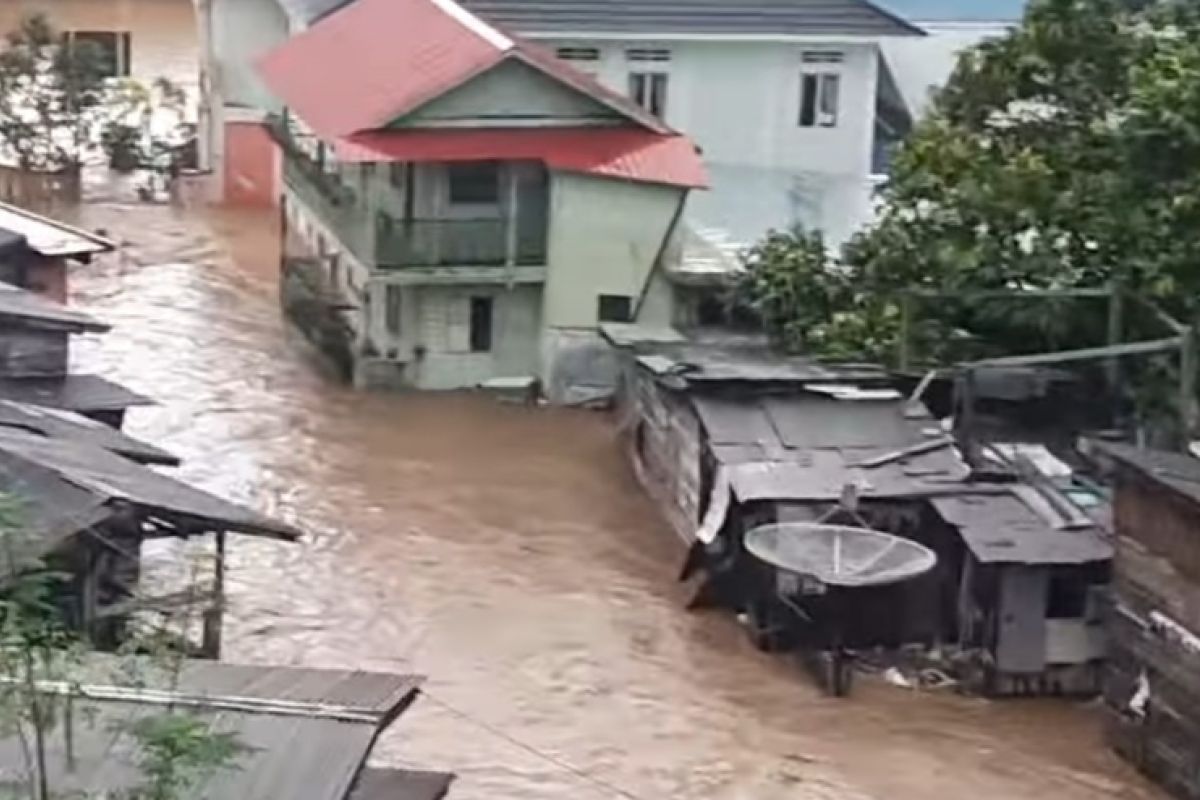 Banjir bandang dan tanah longsor landa Kabupaten Anambas