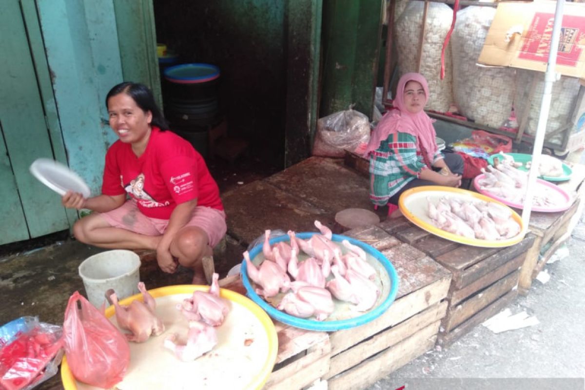 Harga ayam potong di Baturaja  OKU naik drastis jelang Natal