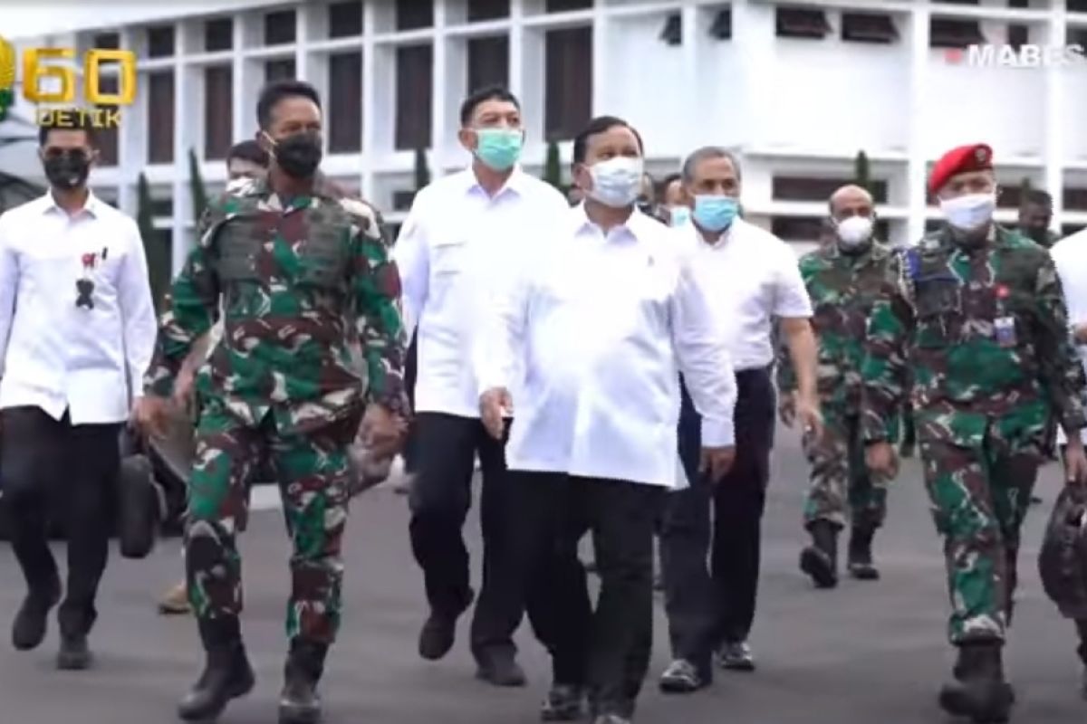 Kunjungi Mabesad, Menhan sampaikan revisi Doktrin TNI AD