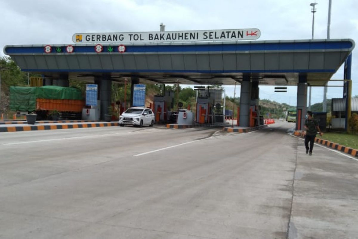 Jelang libur natal, volume kendaraan di Tol Lampung naik