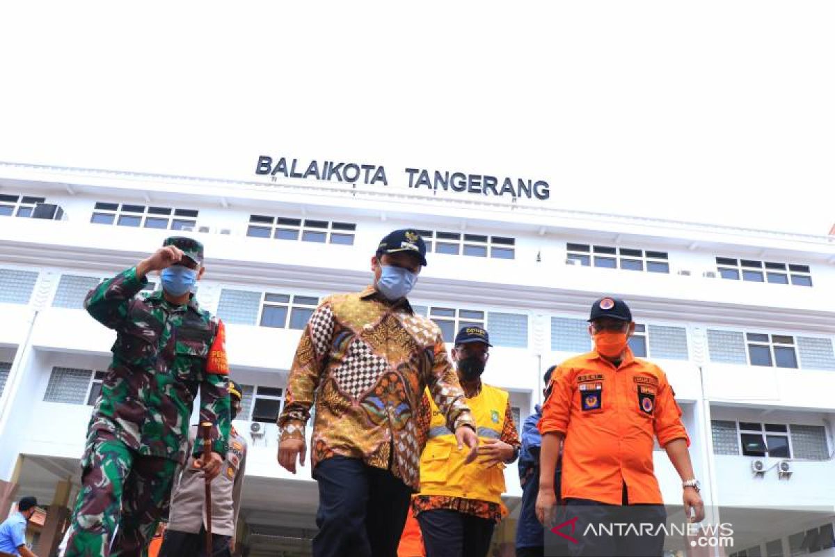 Warga Kota Tangerang dilarang rayakan tahun baru di tempat umum