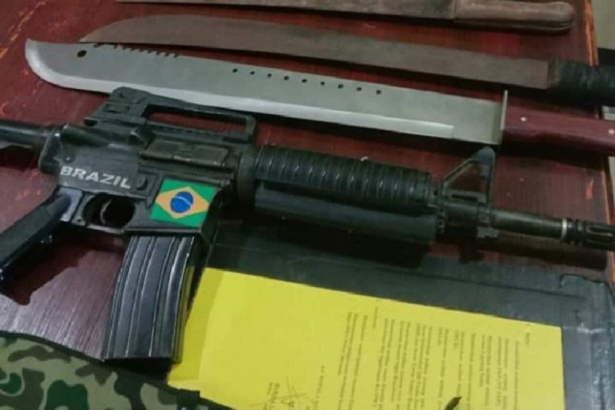 Polisi amankan senjata air soft gun laras panjang di Merauke