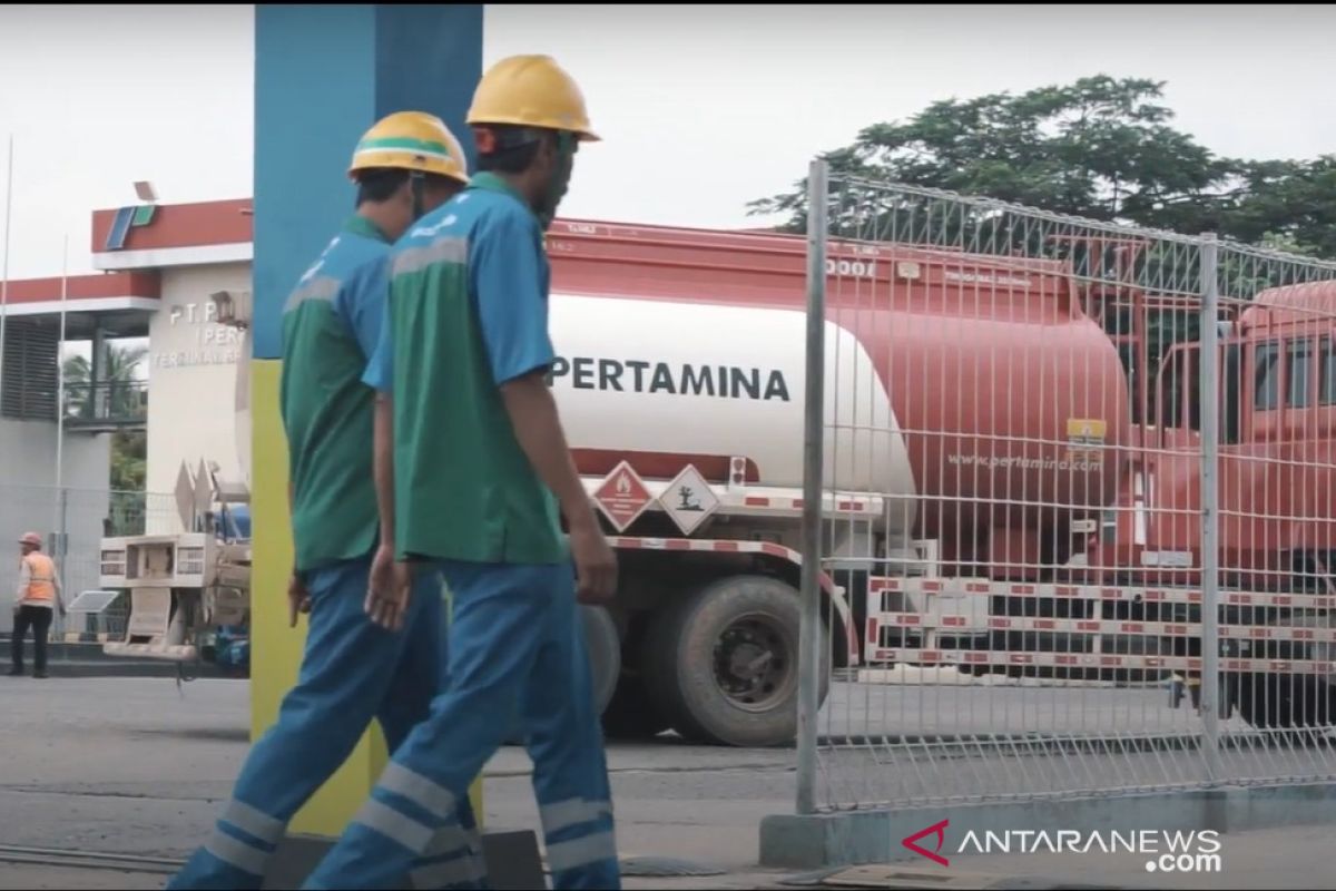 Elnusa Petrofin siapkan puluhan mobil tangki BBM, meski Bali-Jawa sedang PPKM