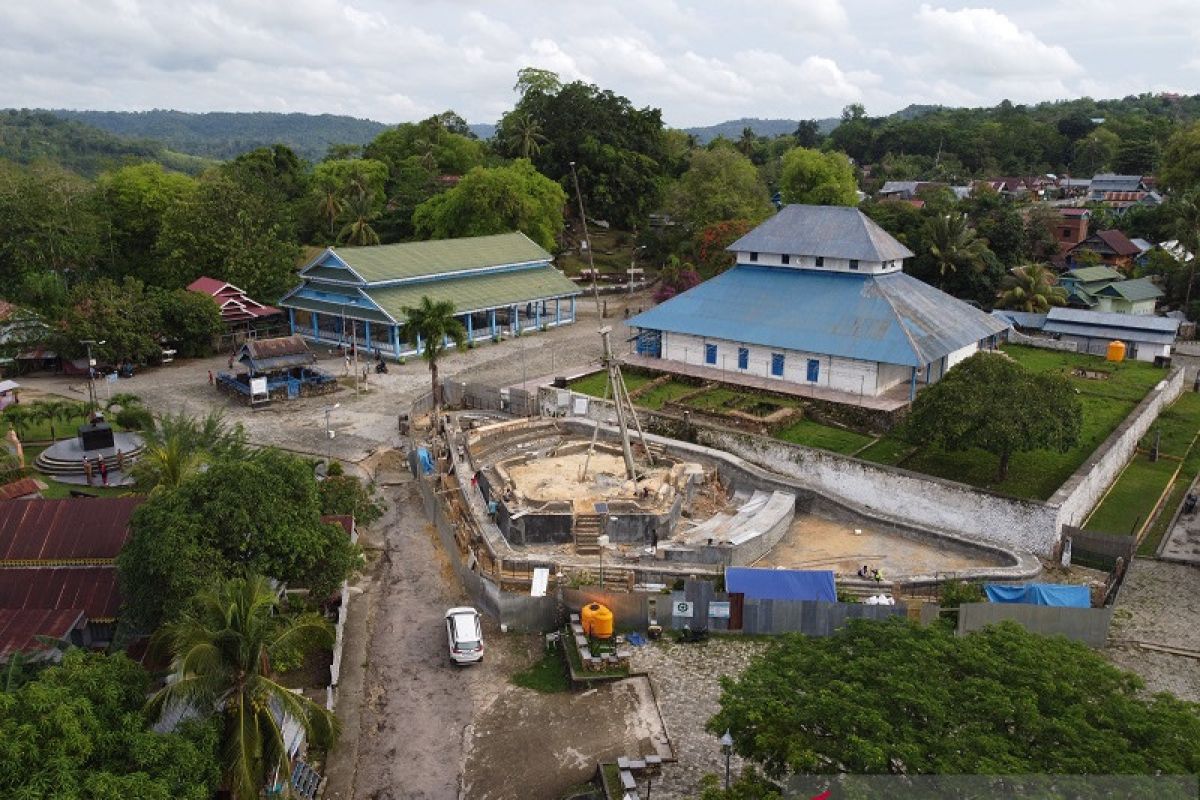 MASJID AGUNG KERATON BUTON