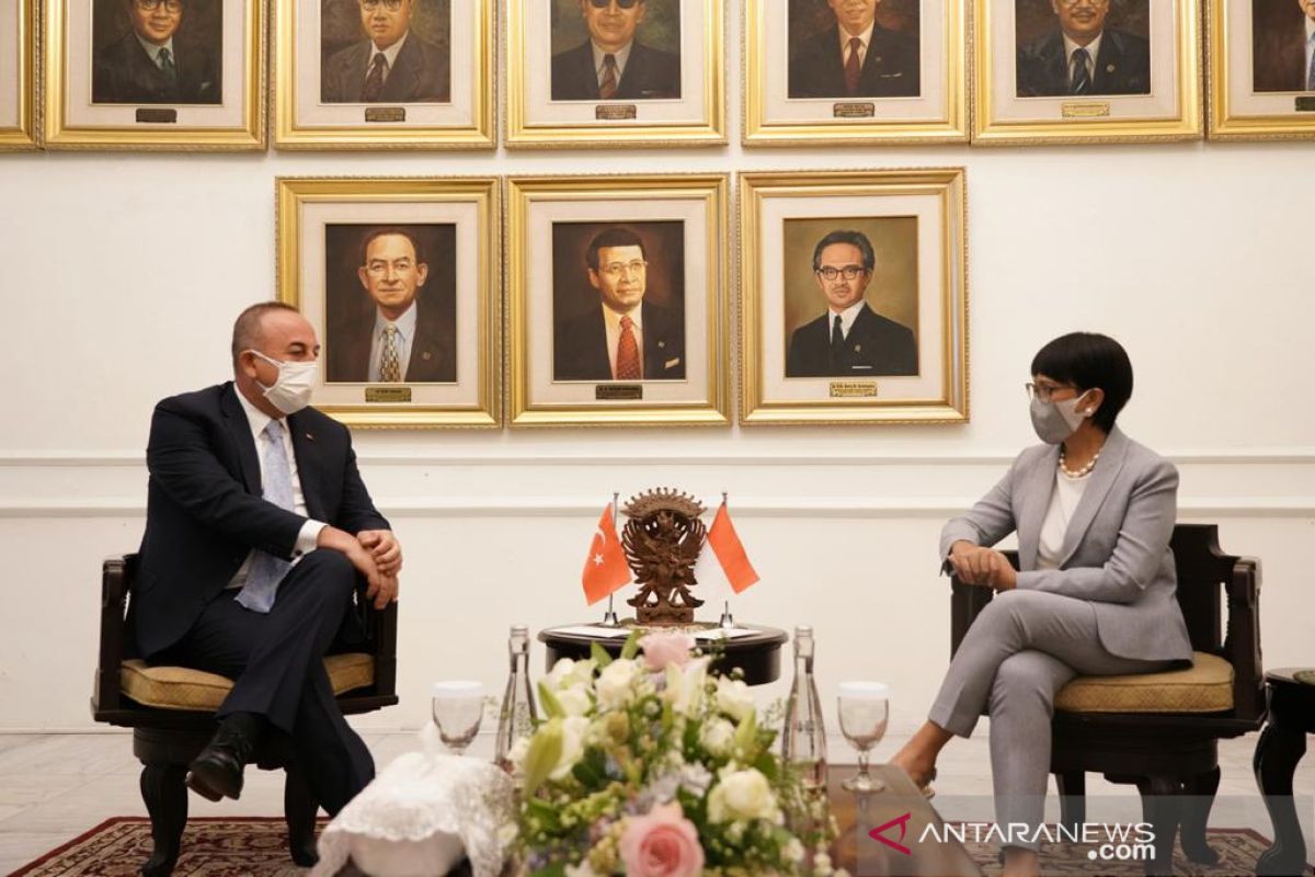 Indonesian, Turkish foreign ministers discuss Afghanistan, Myanmar