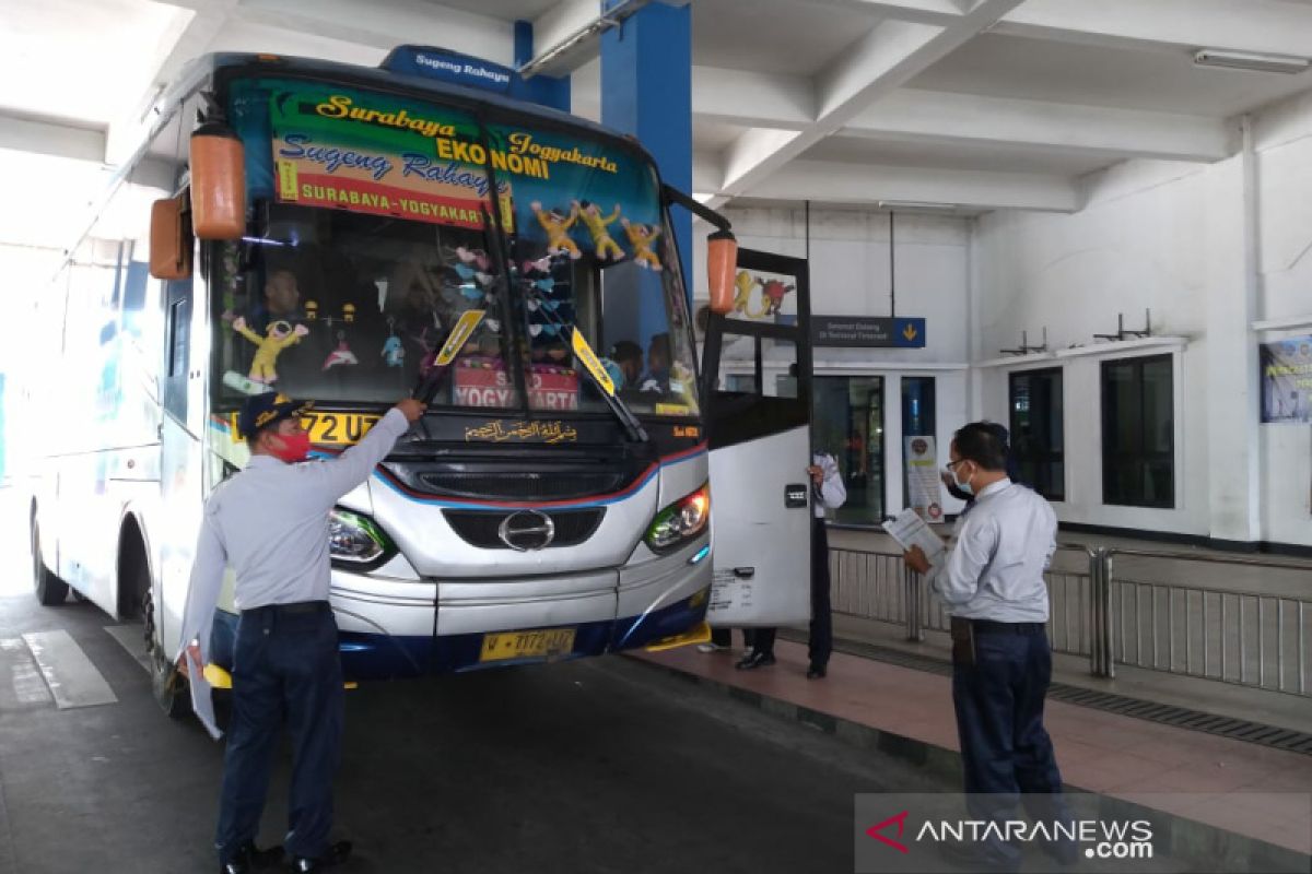 Terminal Tirtonadi terpantau lengang jelang Natal