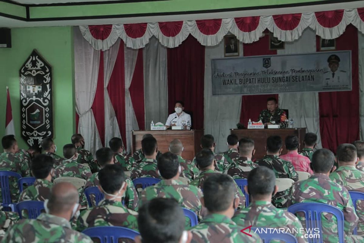 100 prajurit TNI ikuti audiensi pengawasan pembangunan HSS