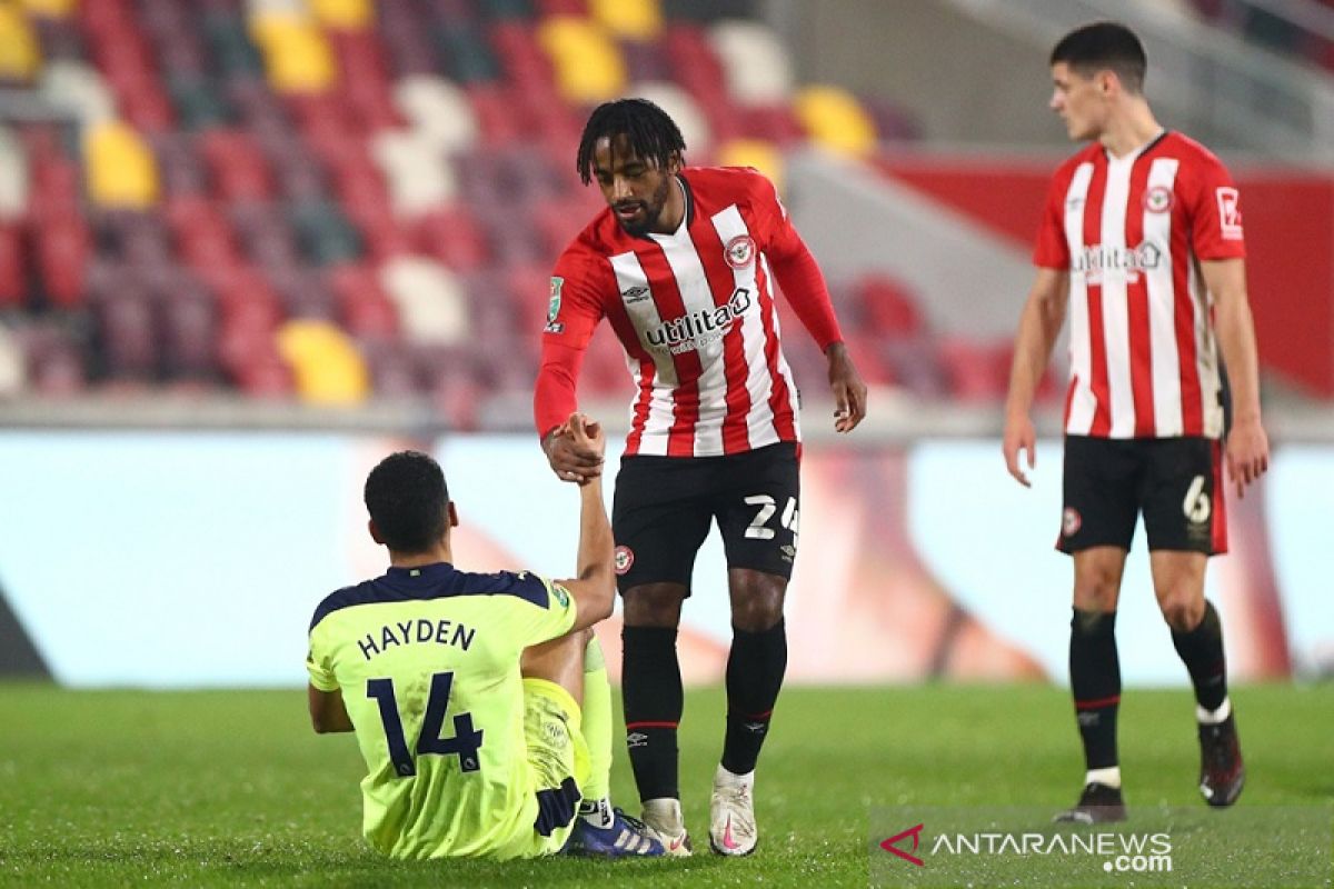 Newcastle didepak tim kasta kedua Brentford di Piala Liga