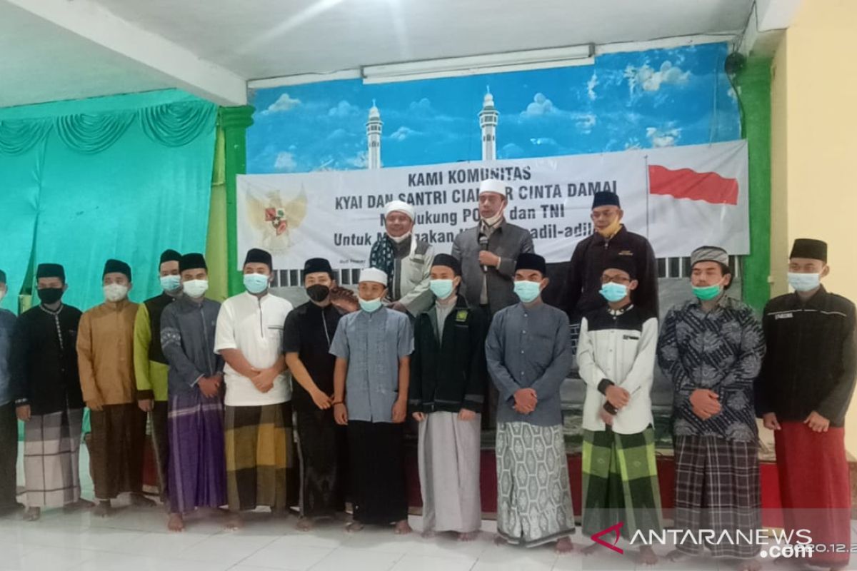 Forum Ulama Bekasi desak bubarkan ormas arogan