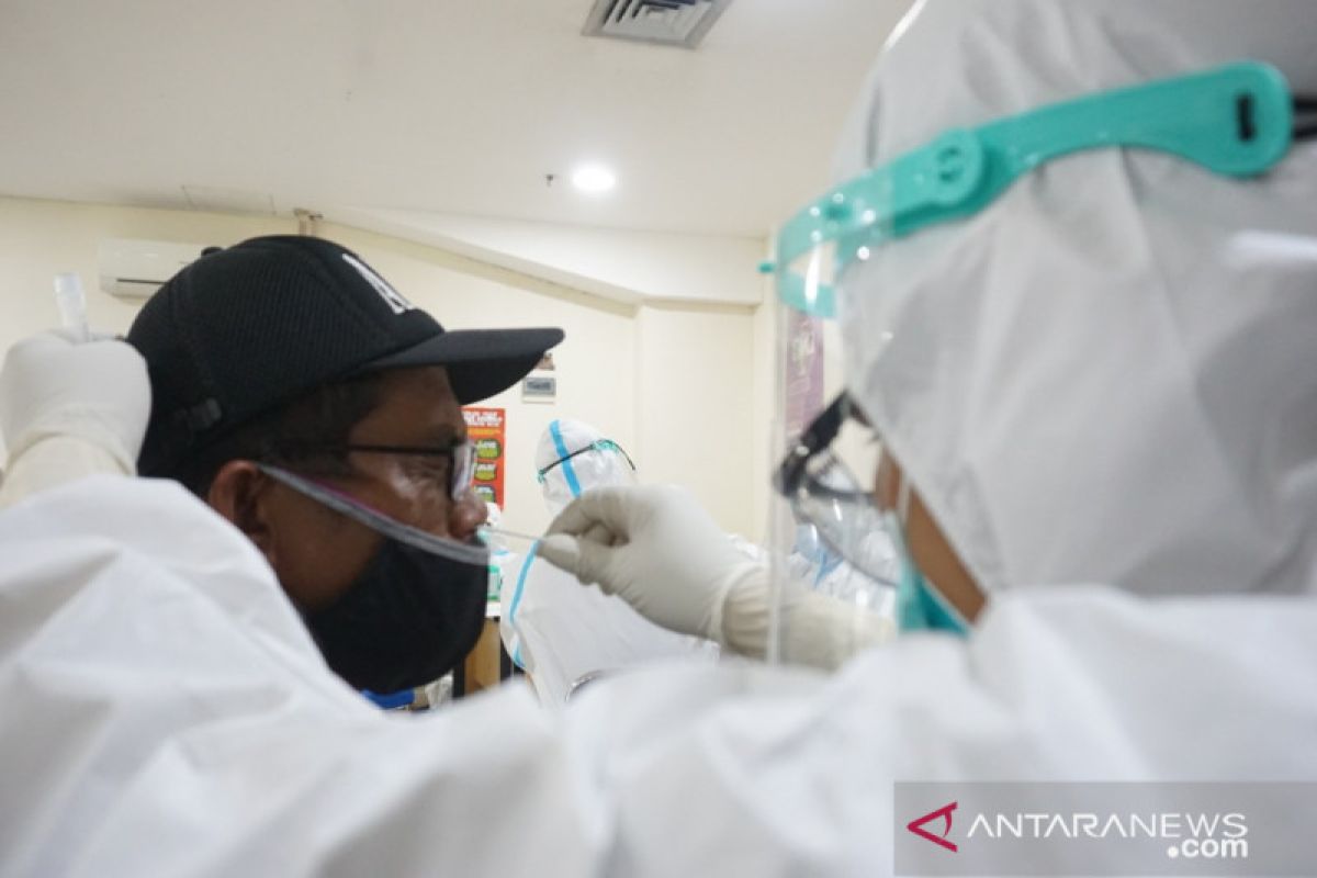 Tes cepat antigen hanya untuk penumpang bus luar Jawa