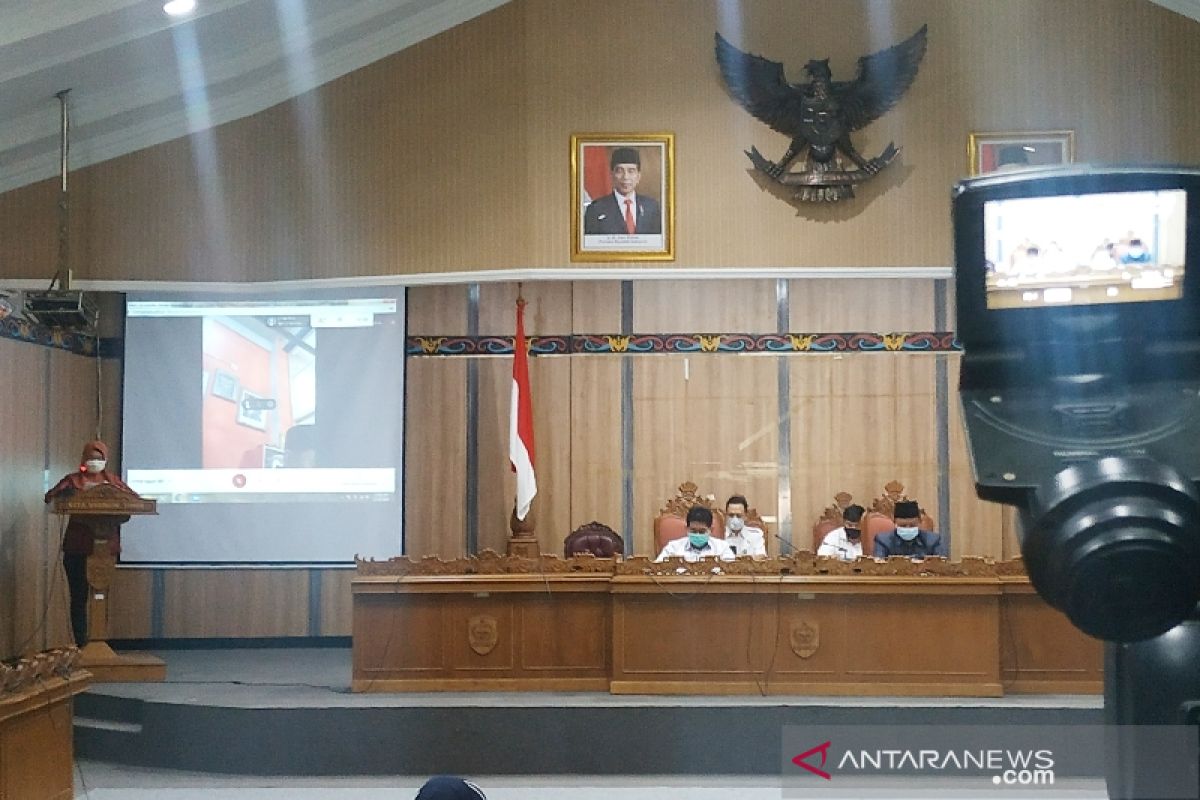 DPRD Kotim tetap berlakukan rapat virtual cegah penularan COVID-19