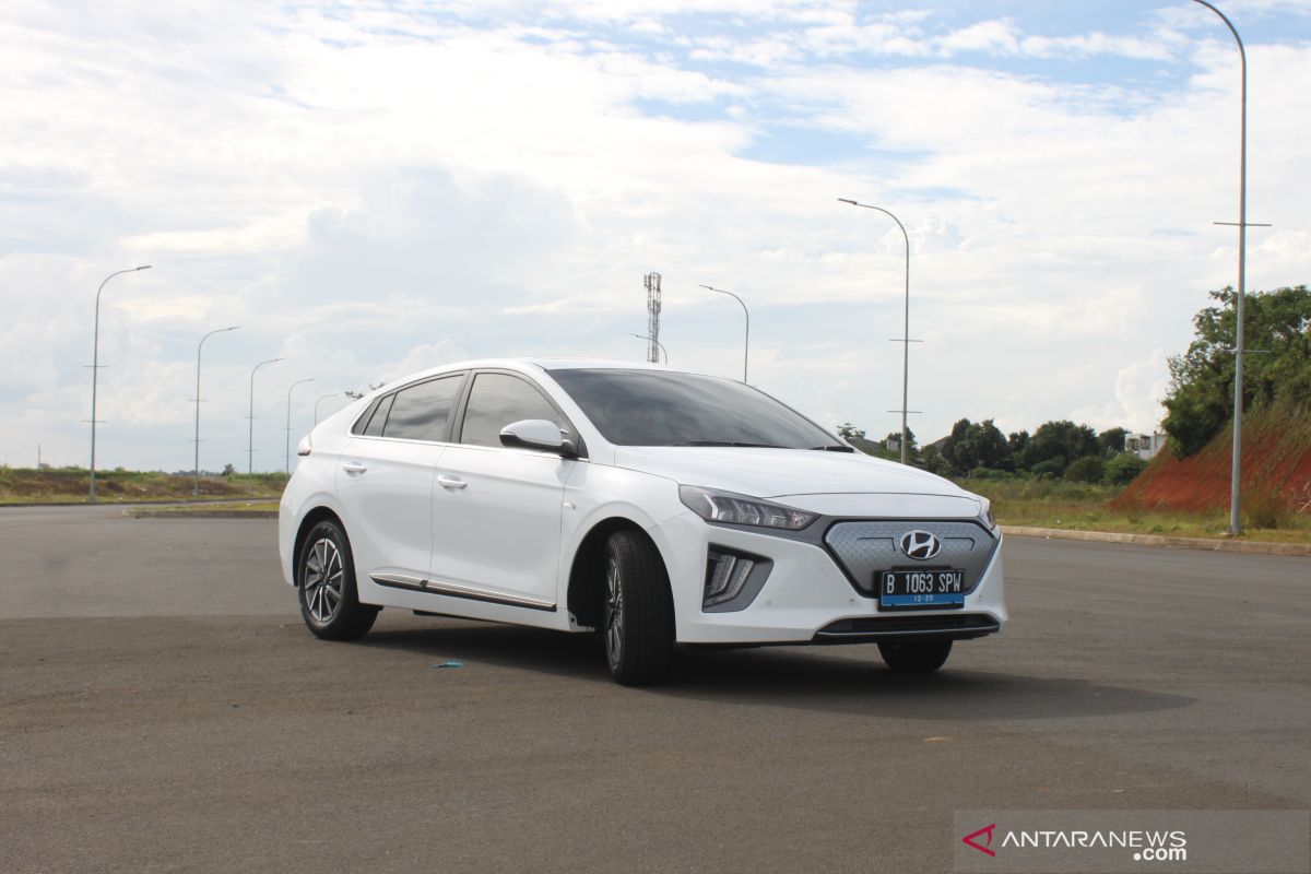 Hyundai IONIQ Electric untuk Kemenhub akan didistribusikan bertahap