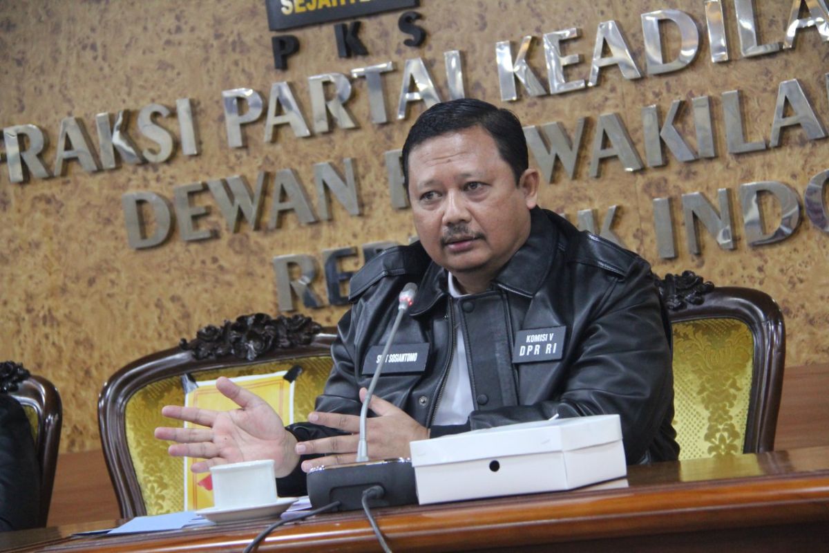 Anggota DPR minta antisipasi puncak arus libur akhir tahun