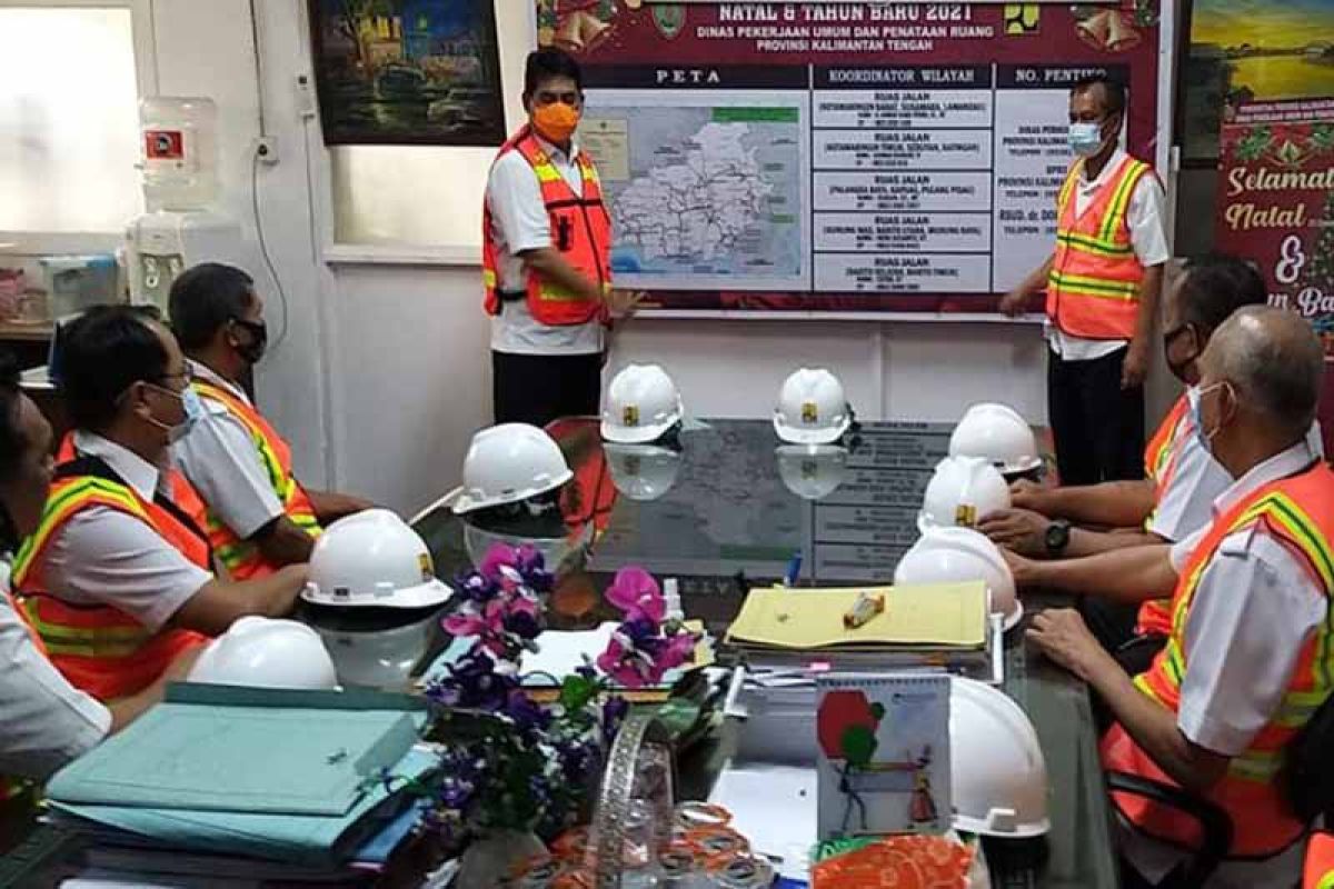 PUPR Kalteng siapkan 16 Posko Siaga Jalur Jalan jelang libur Natal