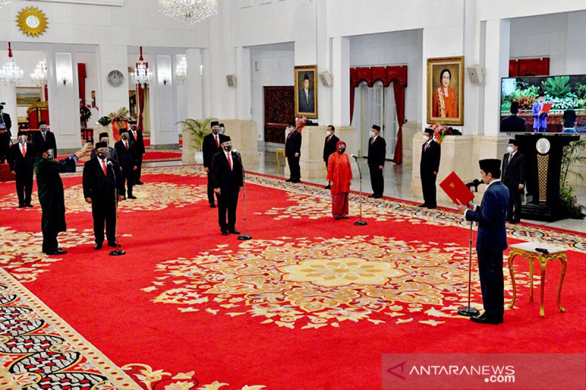 Presiden Jokowi teken Perpres wakil menteri dapat pesangon Rp580 juta