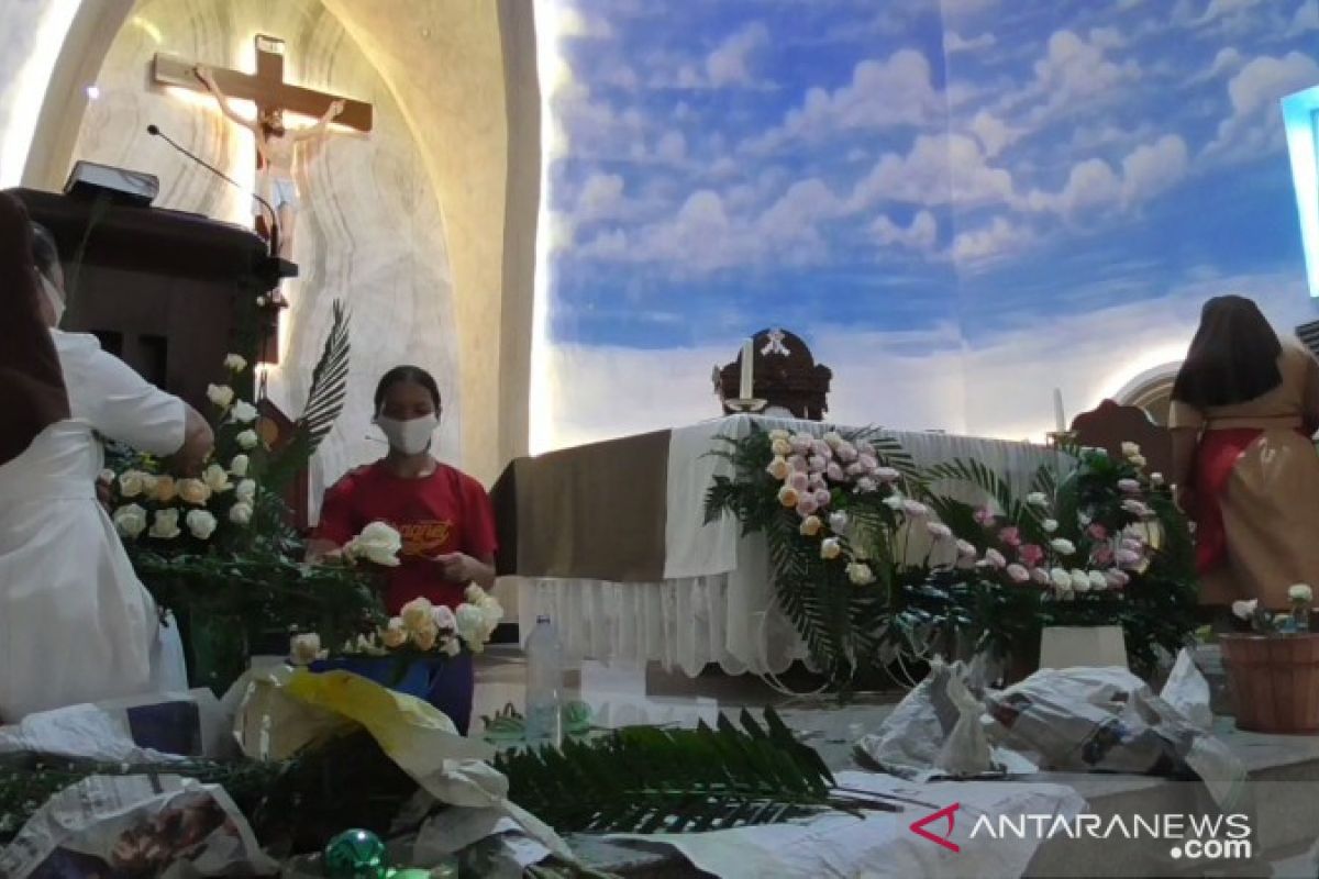 Gereja Katedral Medan batasi jemaat dalam ibadah Natal