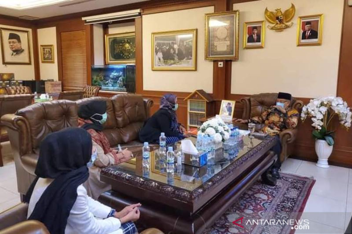 Aceh businesswoman, PBNU to build international-class hospital