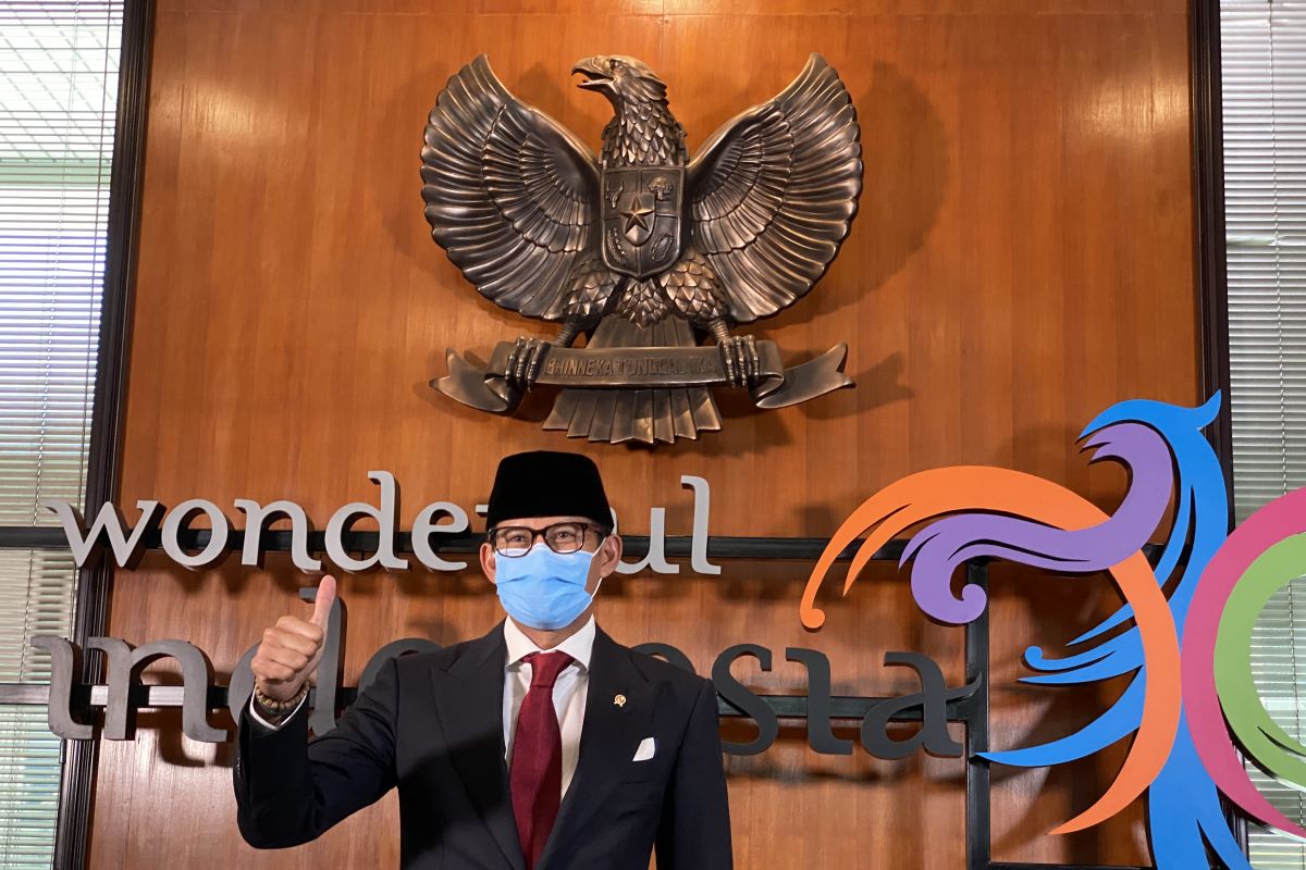 Artikel - Harapan besar pariwisata di pundak Sandiaga Uno