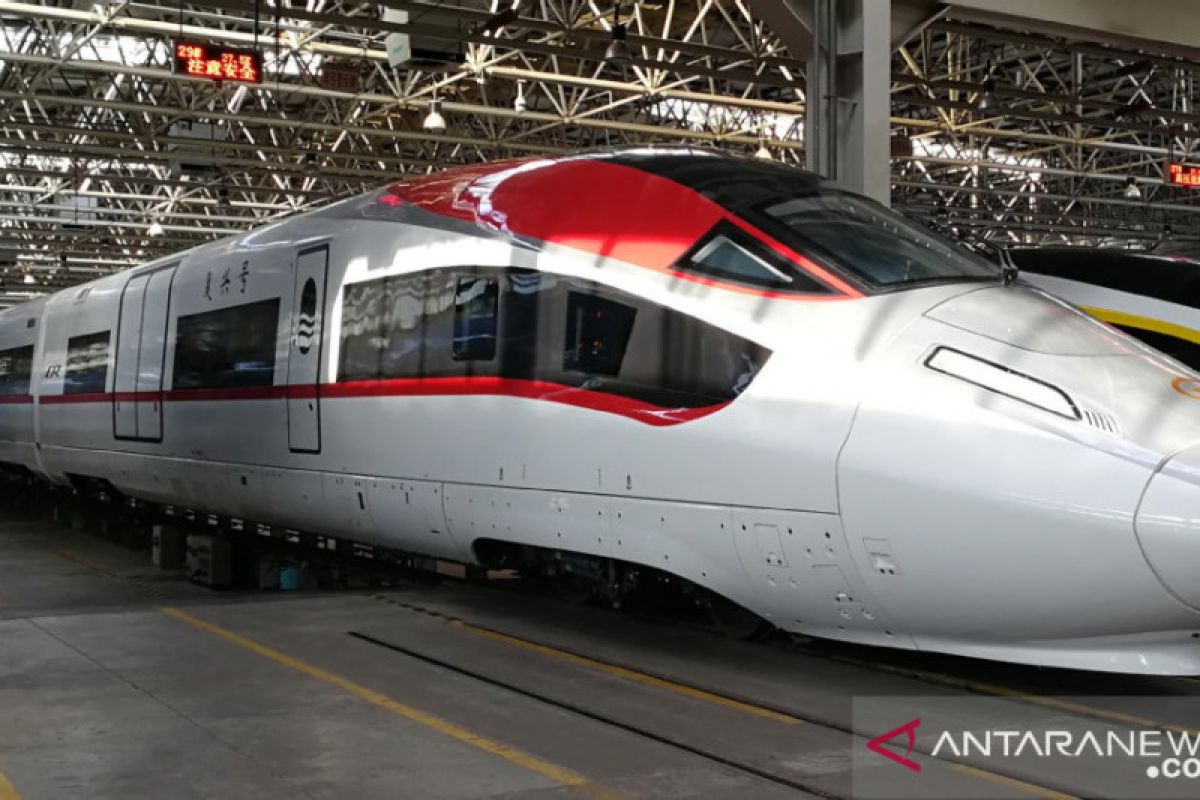 China punya kereta kargo tercepat di dunia