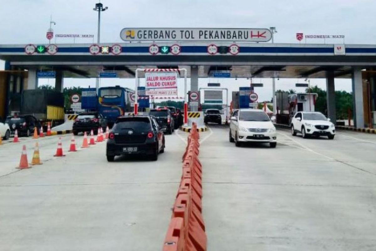 Hari pertama libur Natal, 80 ribu kendaraan lintasi Tol Trans Sumatera