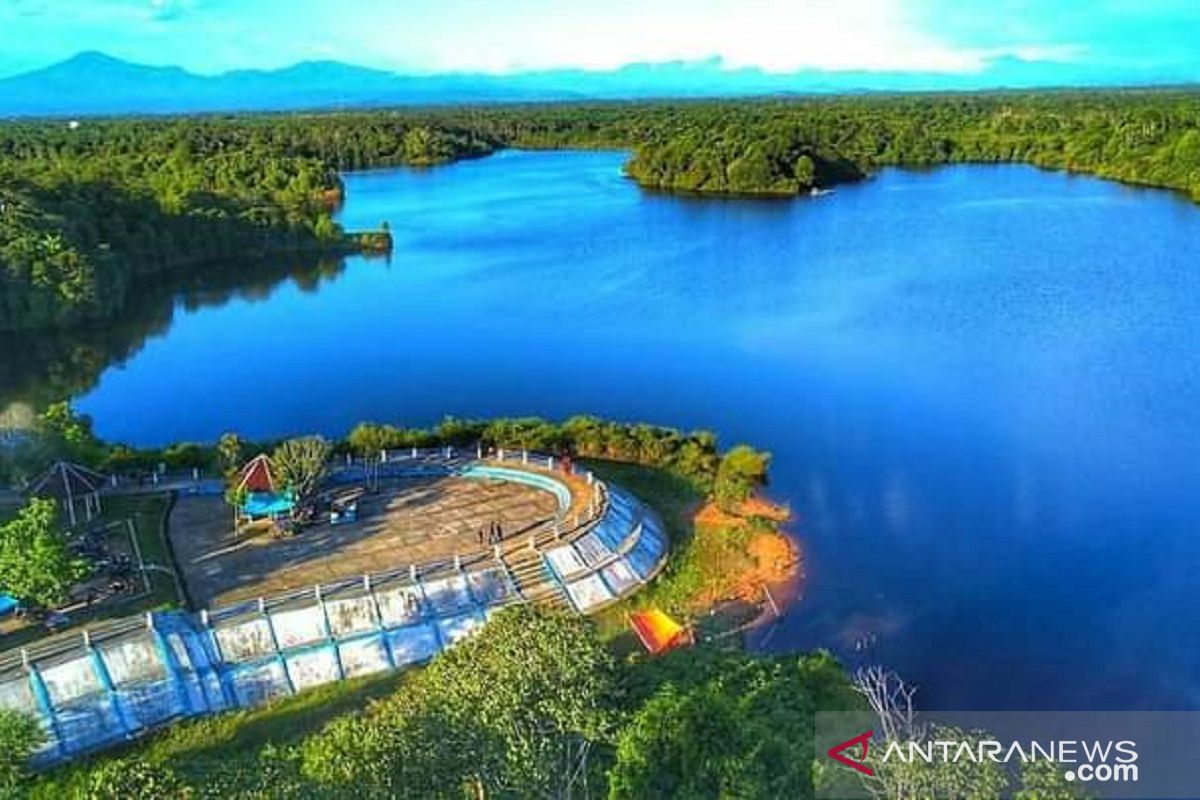 Mukomuko selesai bangun sarana wisata Danau Nibung