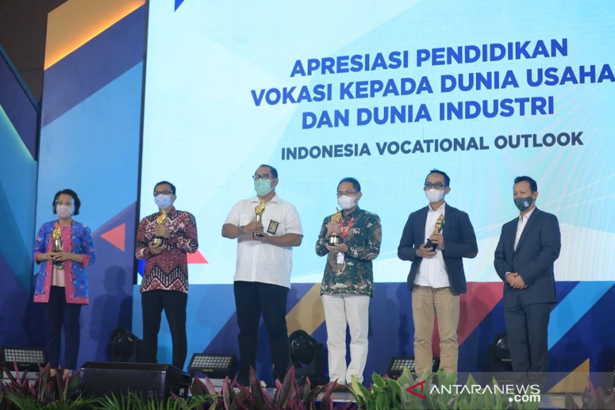 PLN raih penghargaan pendidikan vokasi dari Kemendikbud