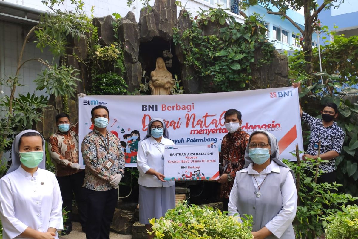 BNI tebar bingkisan Natal bagi warga daerah terpencil