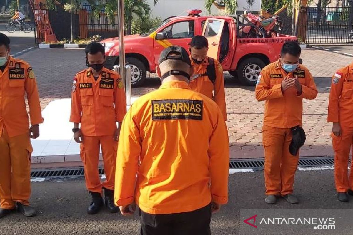 Tim SAR gabungan cari tubuh pemancing terbawa arus