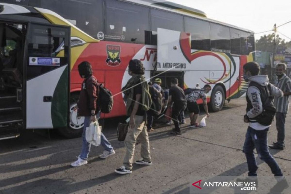 Penumpang bus AKAP Padang-Jakarta meningkat 70 persen