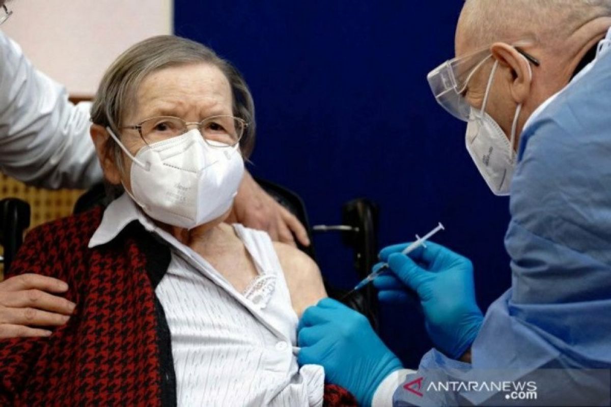 Suhu pendingin diragukan, kampanye vaksinasi COVID-19 di Jerman tertunda