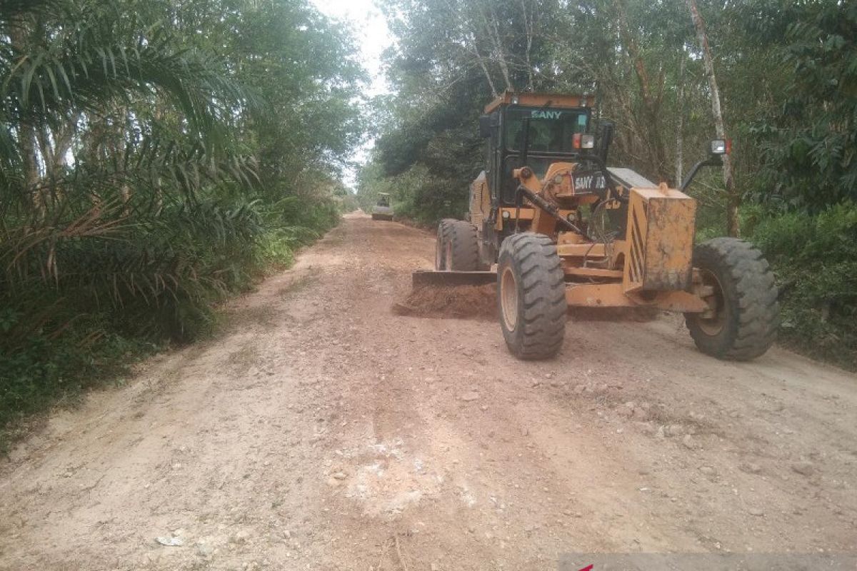 PT RAPP perbaiki akses jalan Wisata Desa Petai