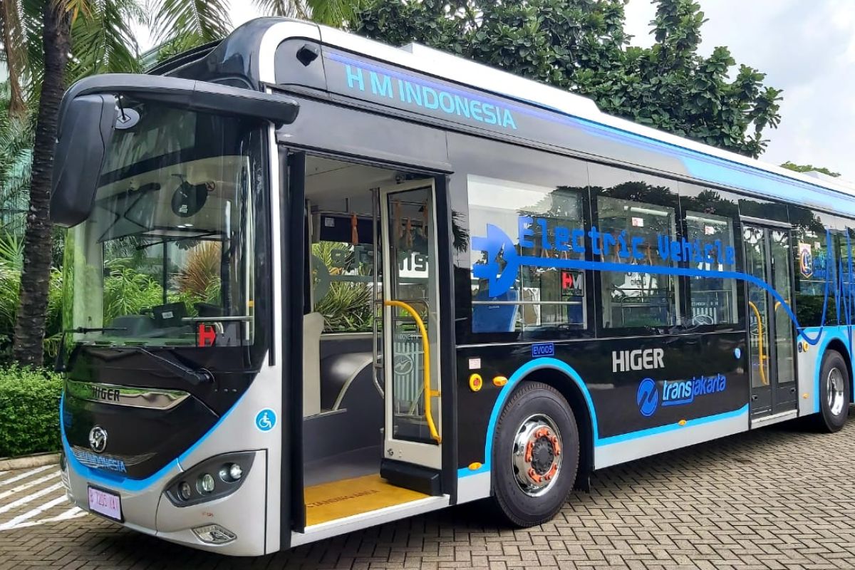 Swasta sediakan bus listrik dukung transportasi TransJakarta