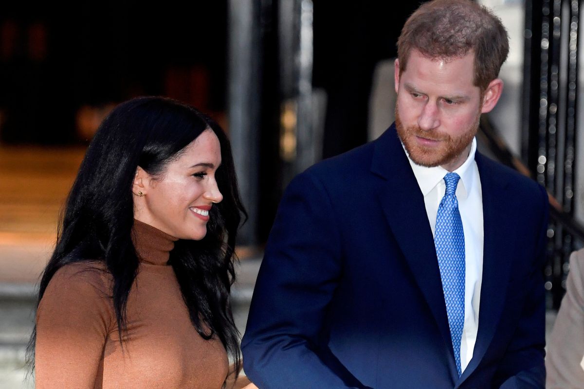 "Cinta selalu menang", kata Harry dan Meghan di podcast perdana