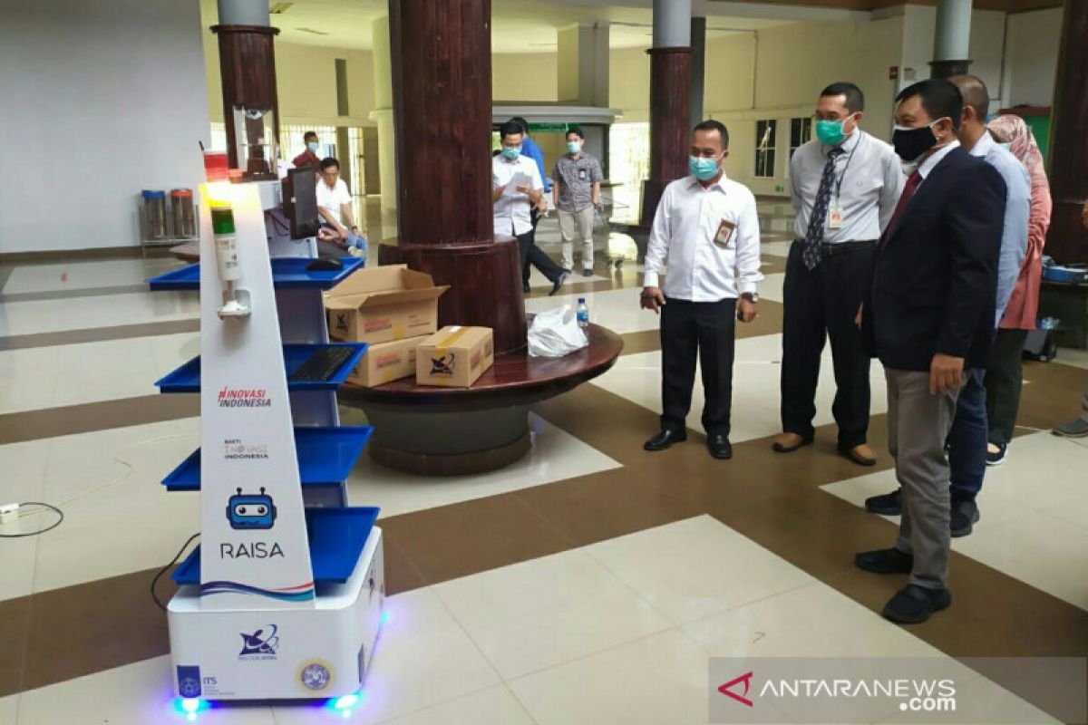 RSMH Palembang operasikan robot untuk isolasi pasien COVID-19