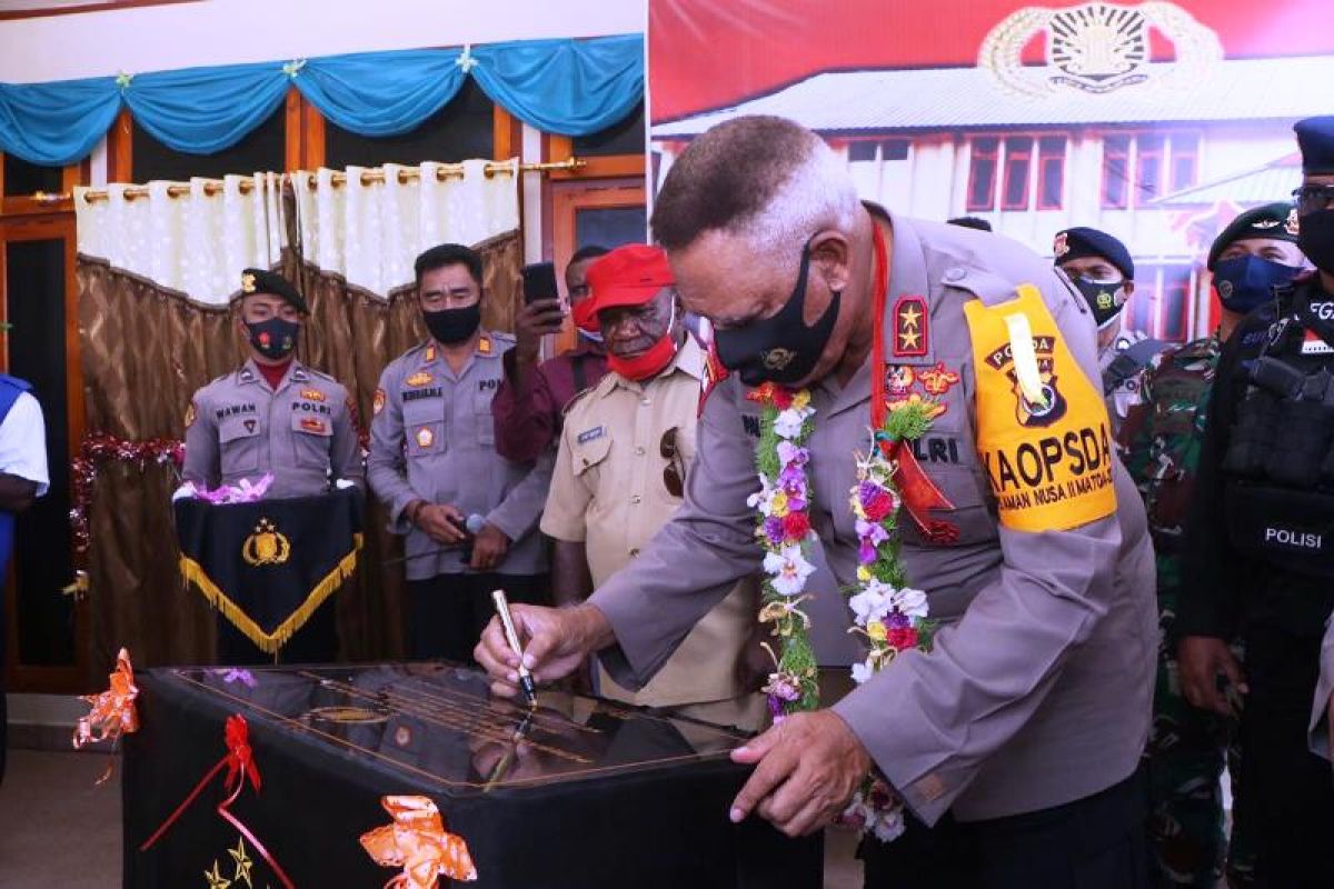 Kapolda Papua resmikan mako Polres Tolikara