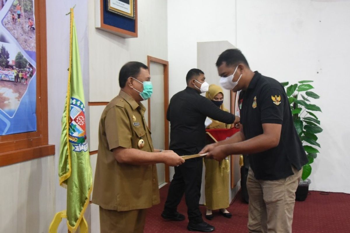 Peduli lingkungan hidup, Amphibi dapat penghargaan dari Bupati Deli Serdang