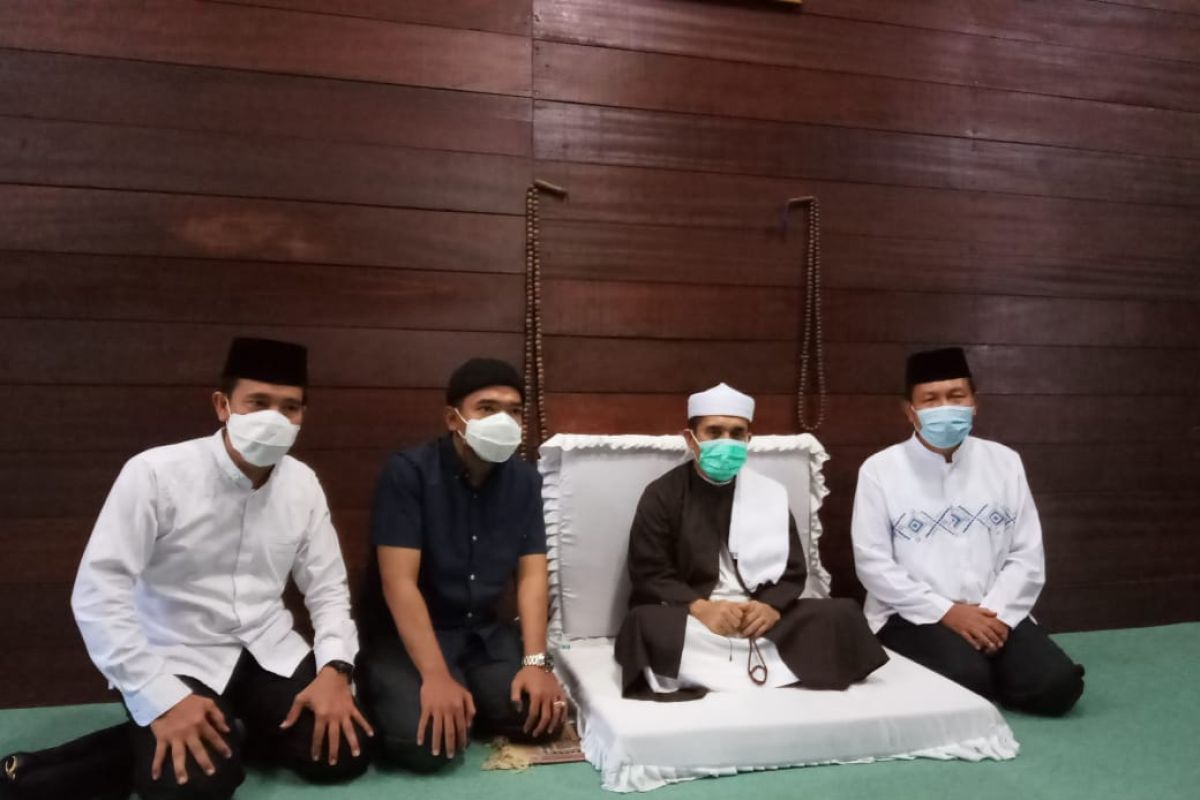 Tuan Guru Babussalam  sampaikan terima kasih atas bantuan HUL dari Bupati Langkat