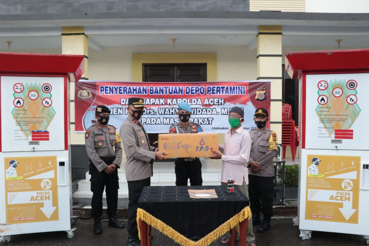 Petani di Aceh Utara terima bantuan pertamini dari Kapolda Aceh