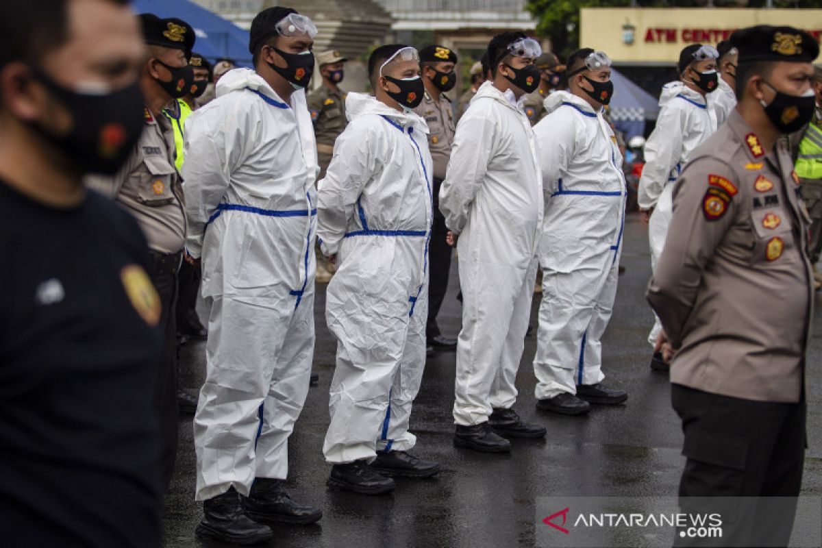 Aparat gabungan Jakpus dibekali 1.500 alat rapid test COVID-19