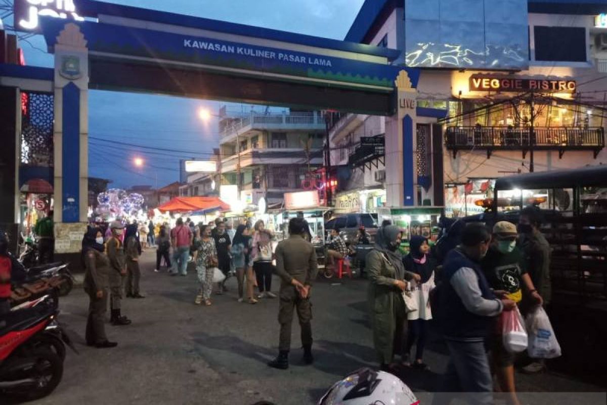 Jam operasional pelaku usaha di Kota Tangerang hingga pukul 19.00