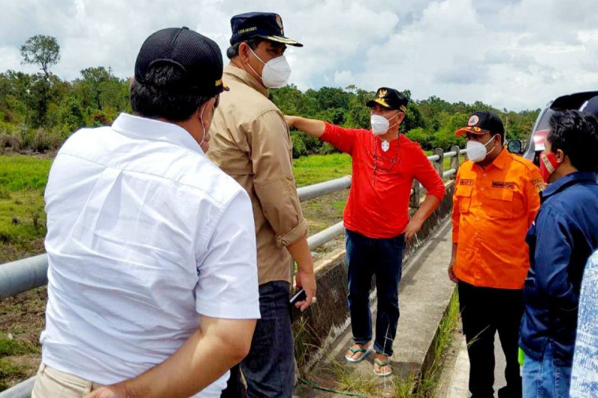 Gubernur tinjau kondisi ruas jalan di Kalteng