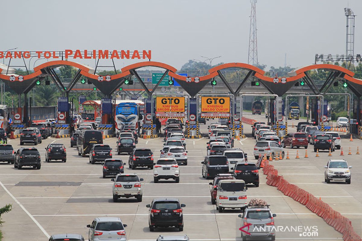 Hingga H-1 Tahun Baru 2021, sebanyak 272 ribu kendaraan keluar Jakarta