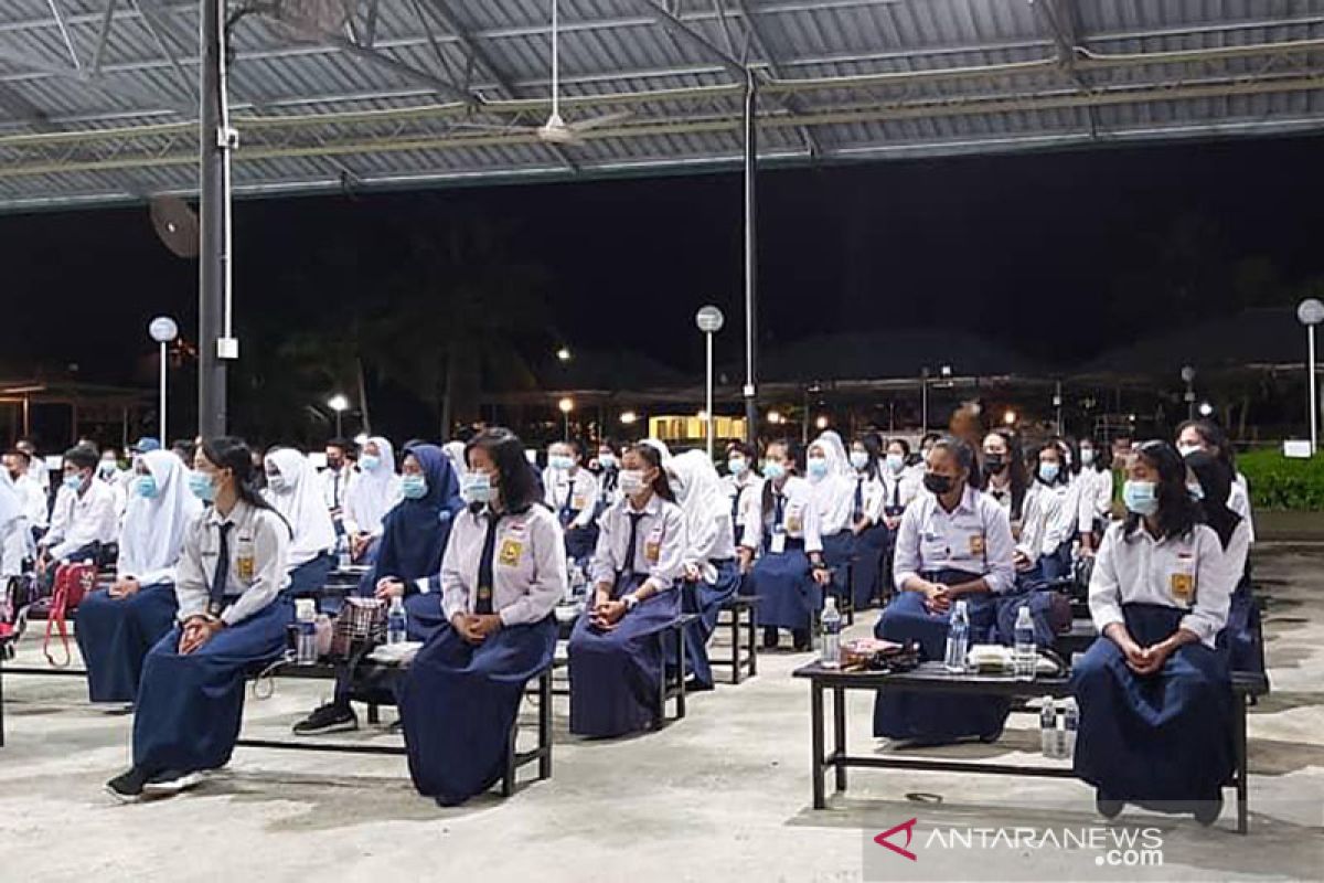 152 anak pekerja migran lanjutkan pendidikan di Tanah Air