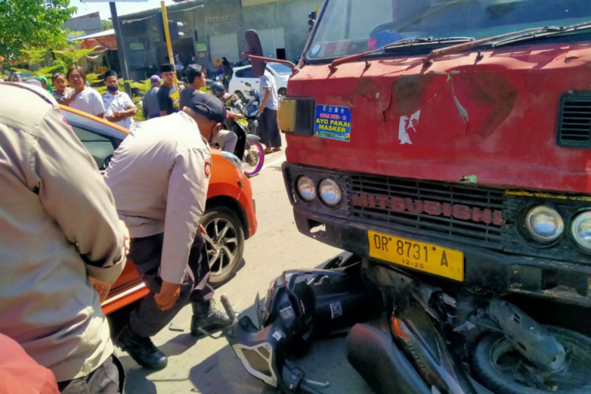 Kecelakaan maut di Batukliang Loteng, satu pelajar tewas dua masuk puskesmas