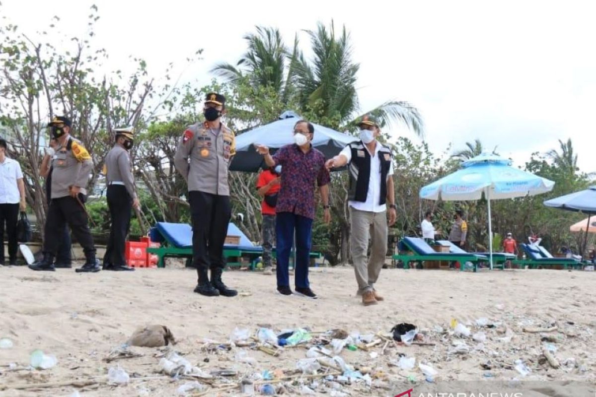 Gubernur-Kapolda Bali pantau protokol kesehatan di destinasi wisata